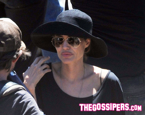 angie1 Angelina Jolie sul set di Unbroken