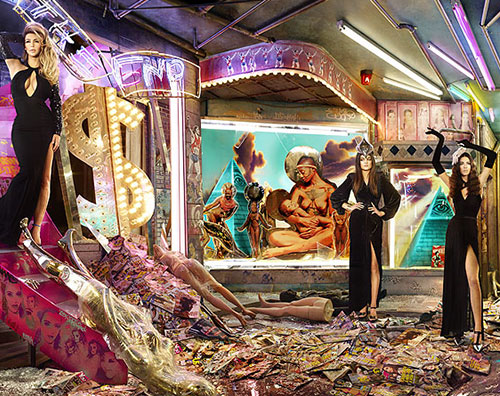 kim1 La cartolina di Natale dei Kardashian per il 2013