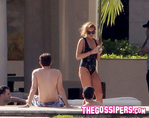 lohan miami Prova costume a Dicembre per Lindsay Lohan