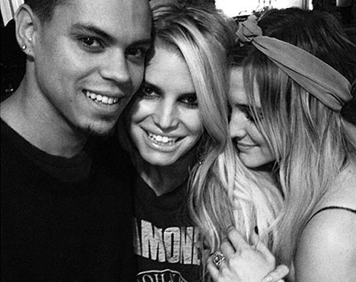 evansimpson1 Ashlee e Jessica Simpson unite su Instagram