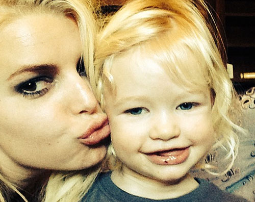 simpsonbronxs Ashlee e Jessica Simpson unite su Instagram