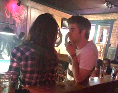 celebuzz nina liam Liam Hemsworth esce con Nina Dobrev?!