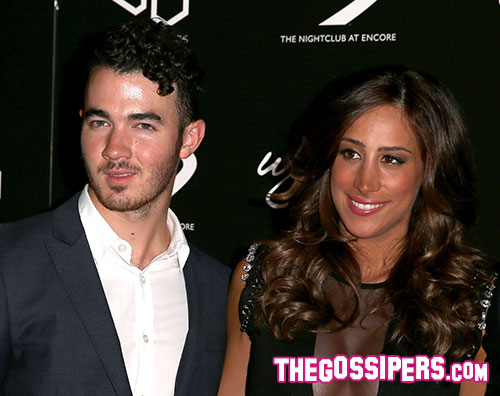 kevindanielle Fiocco rosa per Danielle e Kevin Jonas