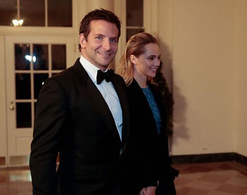 sukibrad Bradley Cooper alla Casa Bianca con Suki