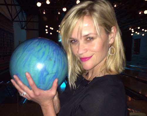 reese.bowling Compleanno al bowling per Reese Witherspoon