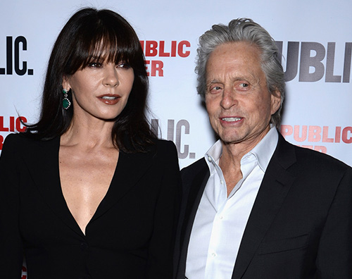 Catherine Catherine Zeta Jones e Michael Douglas insieme sul red carpet