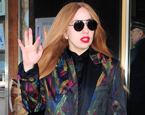 Lady Lady Gaga  quasi  naturale a New York