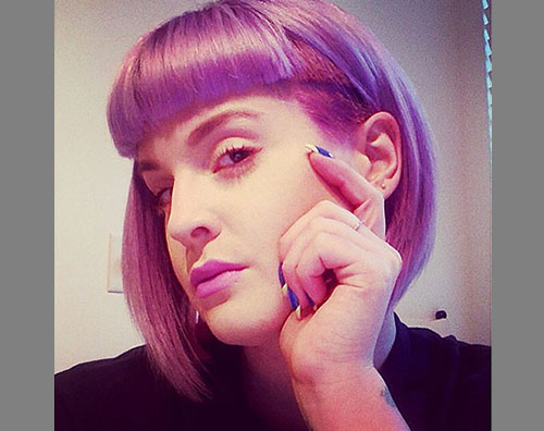 kelly2 Nuovo look semi rasato per Kelly Osbourne