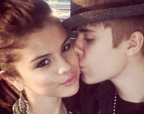 selena justin Justin Bieber e Selena Gomez, capodanno in Messico