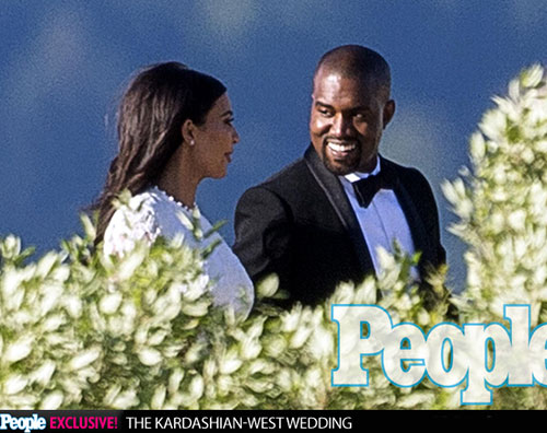 people kanyekim Kim Kardashian, sposa in Givenchy