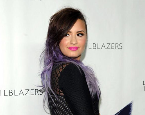 demi1 Demi Lovato chiede rispetto ai paparazzi