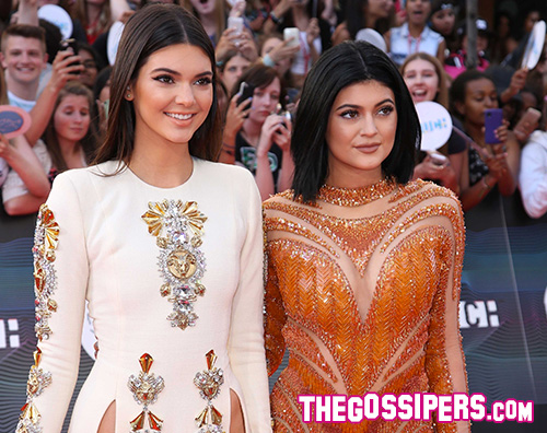 jennersisters Kendall e Kylie Jenner (troppo) sexy ai MuchMusic Video Awards
