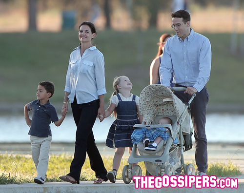 katieryan Katie Holmes e Ryan Reynolds sono una famiglia felice