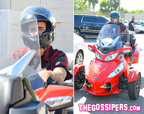 justin Indovina chi si nasconde sotto il casco