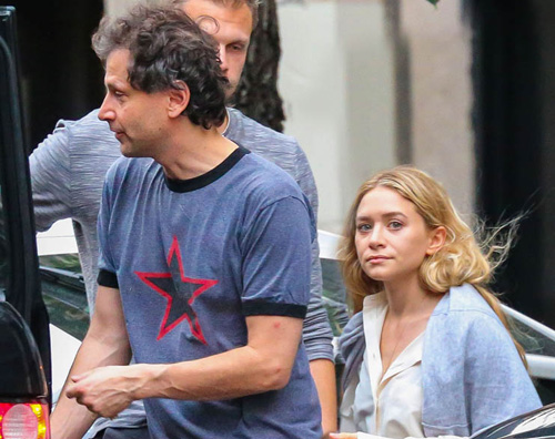Ashley Olsen paparazzata con Bennett Miller olsen vecchio Ashley Olsen paparazzata con Bennett Miller