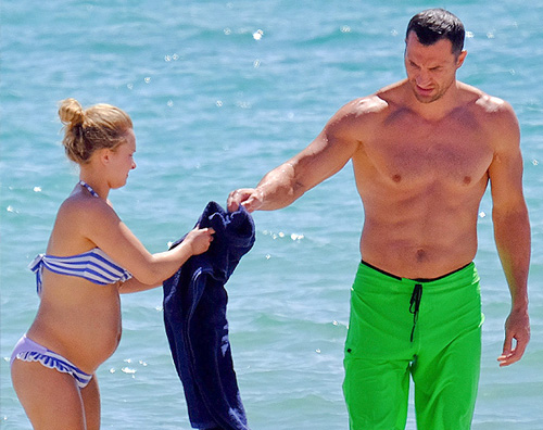 parker wladi Hayden Panettiere mostra il pancione in bikini