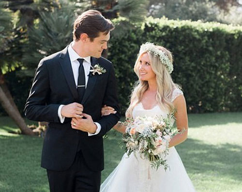 ashley1 Ashley Tisdale ha sposato Christopher French