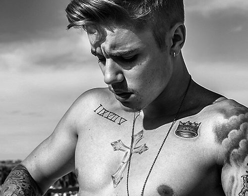 biebe Justin Bieber mostra i muscoli su Instagram