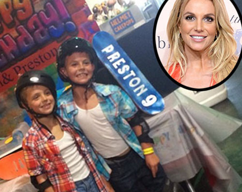bimbibrit Britney festeggia il compleanno dei figli