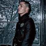 redarrow4 150x150 Colton Haynes sexy in pelle per V Man
