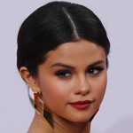 Selena Gomez1 150x150 AMAs 2014: Tutti i look sul red carpet