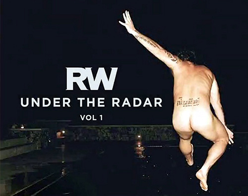 Robbie Williams 2 Robbie William nudo per Under The Radar