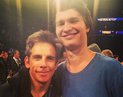 Ansel elgort Ansel Elgort incontra Ben Stiller alla partita dei Knicks