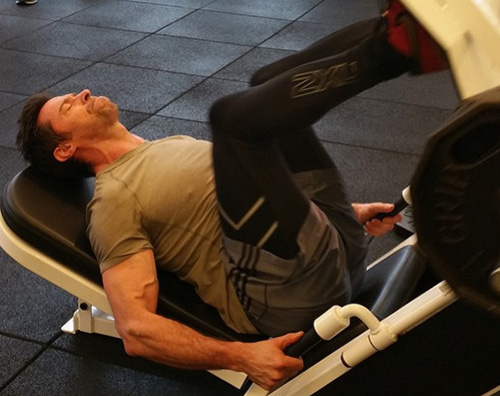 Hugh Jackman Hugh Jackman fatica in palestra