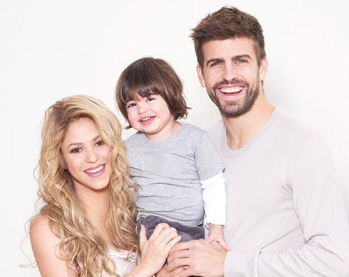 Shakira family Shakira posa col pancione per lUNICEF