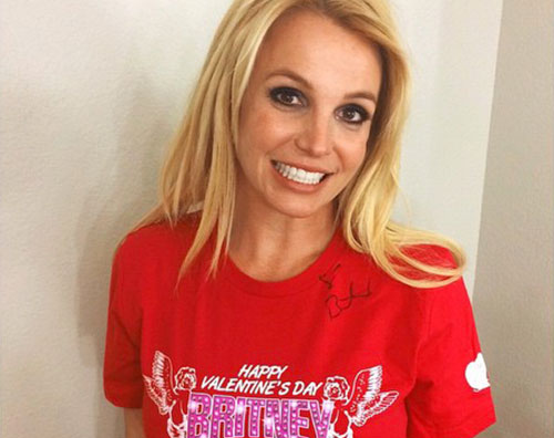 Britney1 Britney Spears fa beneficenza per San Valentino
