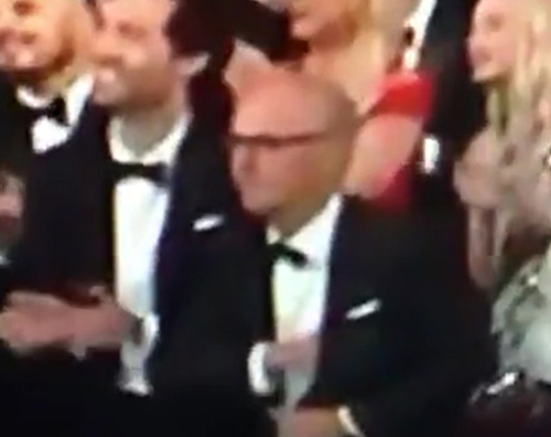 Michael Keaton 2 Michael Keaton ripassa il discorso (mai pronunciato) durante gli Oscar