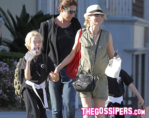 Naomi Watts figli Naomi Watts a Los Angeles con i figli