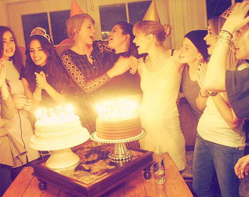 Selena Taylor2 Teylor Swift e Selena Gomez festeggiano il compleanno di Camila Cabello