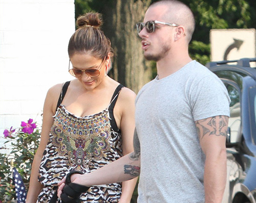 JLO Casper Jennifer Lopez negli Hamptons con Casper