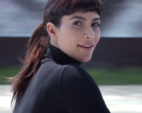 Kim K1 Kim Kardashian è Maria Antonietta e Audrey Hepburn per uno spot