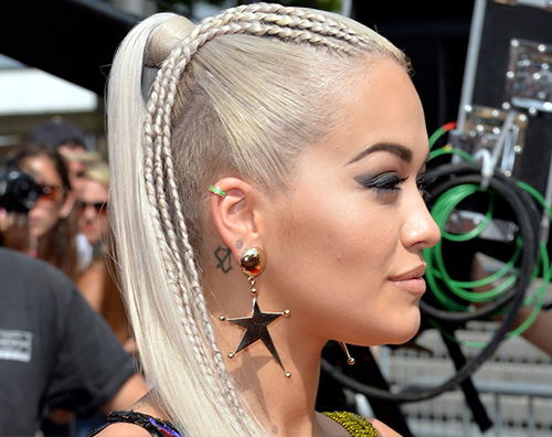 Rita Ora Rita Ora arriva alle audizioni di X Factor UK