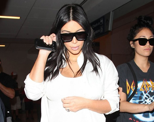 Kim Kardashian Kim Kardashian al LAX col pancino