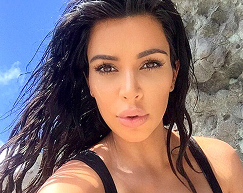 Kim Kardashian3 Kim Kardashian: labbra da gravidanza su Instagram