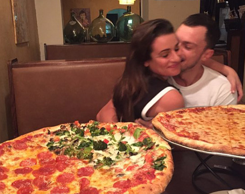Lea Michele Lea Michele, pizza party con Matthew