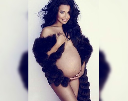 Naya Rivera 3 Naya Rivera come Kim: anche lei mostra le curve sui social