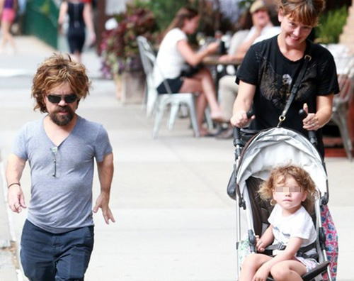 Peter D Peter Dinklage a Los Angeles con la sua famiglia