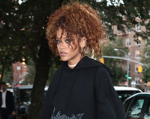 Rihanna2 Rihanna torna a NY dopo le vacanze alle Barbados