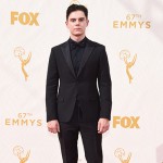 EvanPeters 150x150 Emmy Awards 2015: gli arrivi sul red carpet