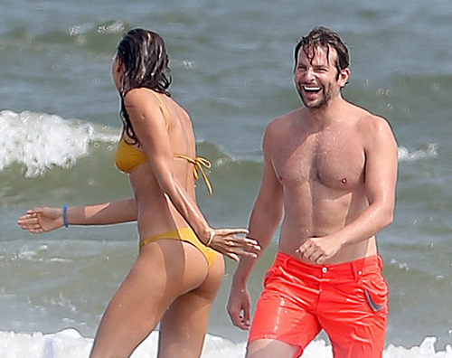 Irina e Bradley 2 Bradley Cooper ha presentato Irina a sua madre