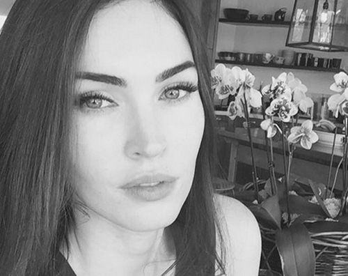 Megan Fox1 Megan Fox su Instagram Sono ancora qui