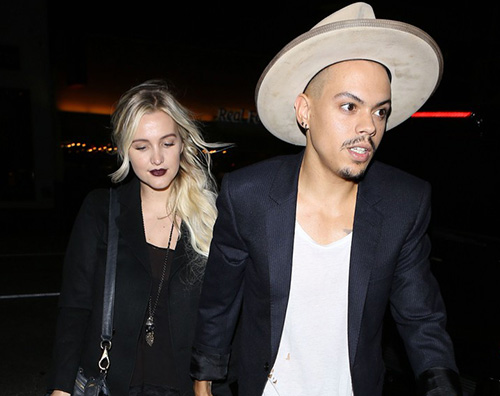 Ashlee Simpson 2 Ashlee Simpson, serata fuori con Evan