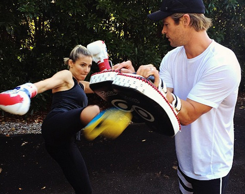 Chris e Elesa Chris Hemsworth si allena con suo figlio