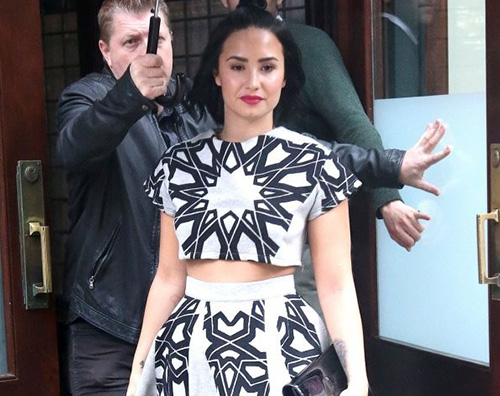 Demi Demi Lovato, elegante per i Meet The Musician
