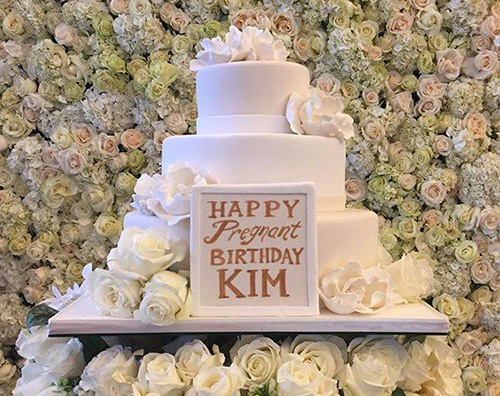 Kim Kardashian Kanye West, cinema in affitto per il 35esimo compleanno di Kim Kardashian