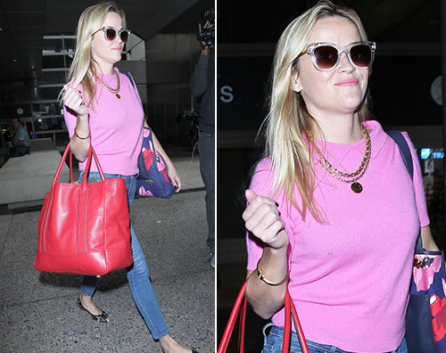 Reese Witherspoon Reese Witherspoon in rosa a Los Angeles